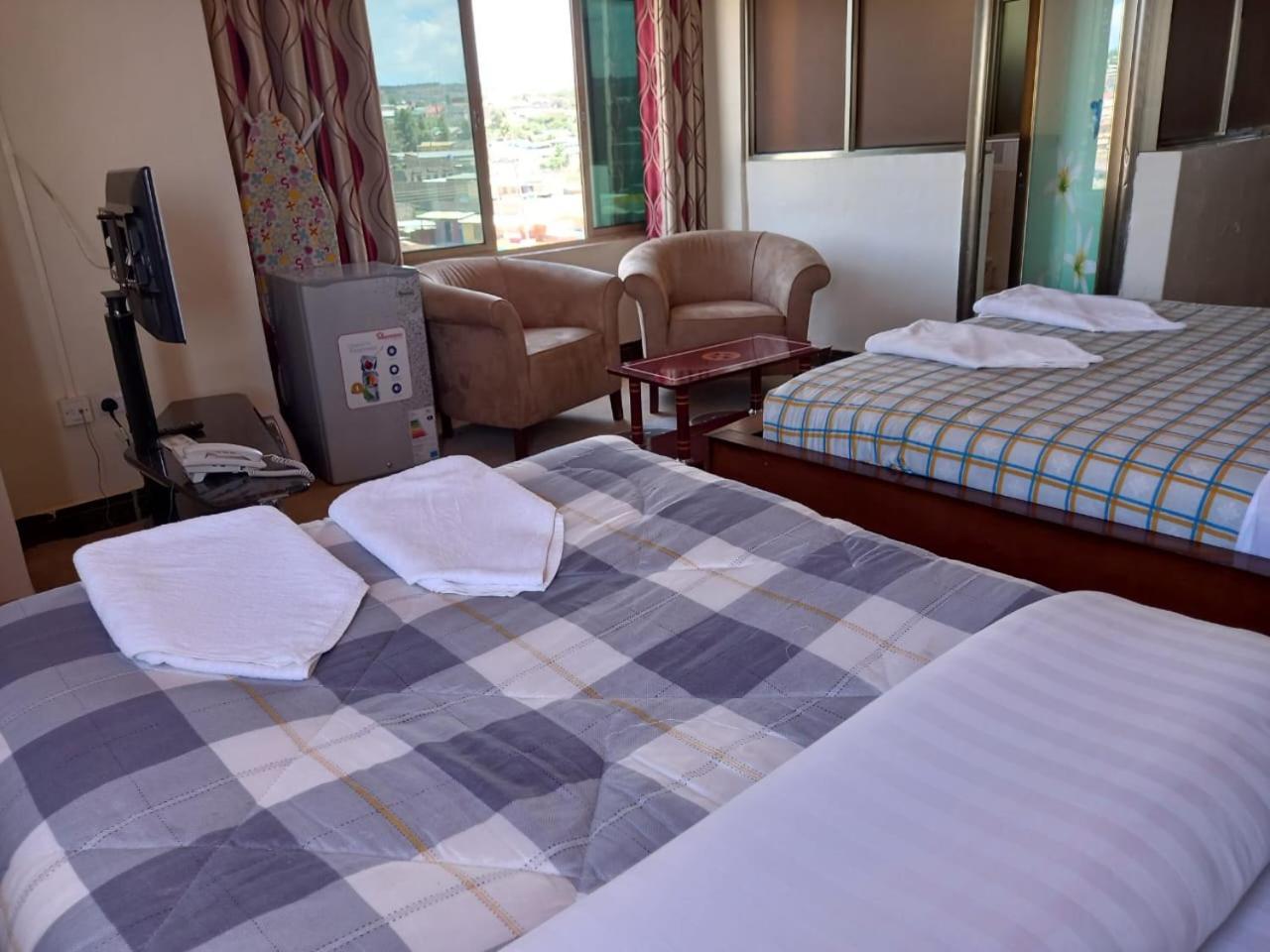 Newstead Hotel Naivasha Exterior photo