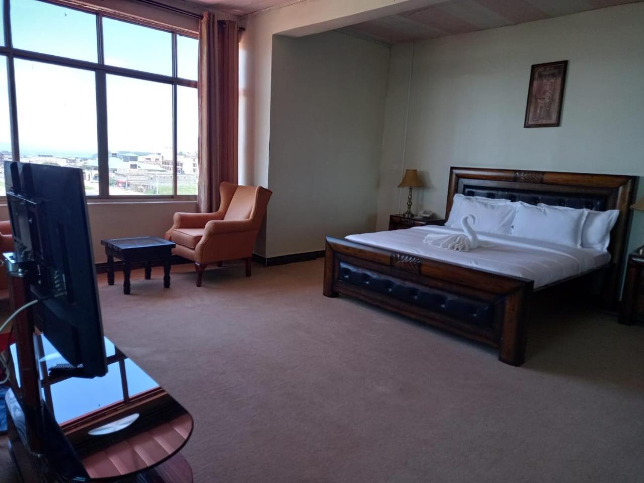 Newstead Hotel Naivasha Exterior photo